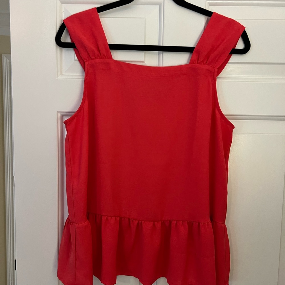 Loft coral top